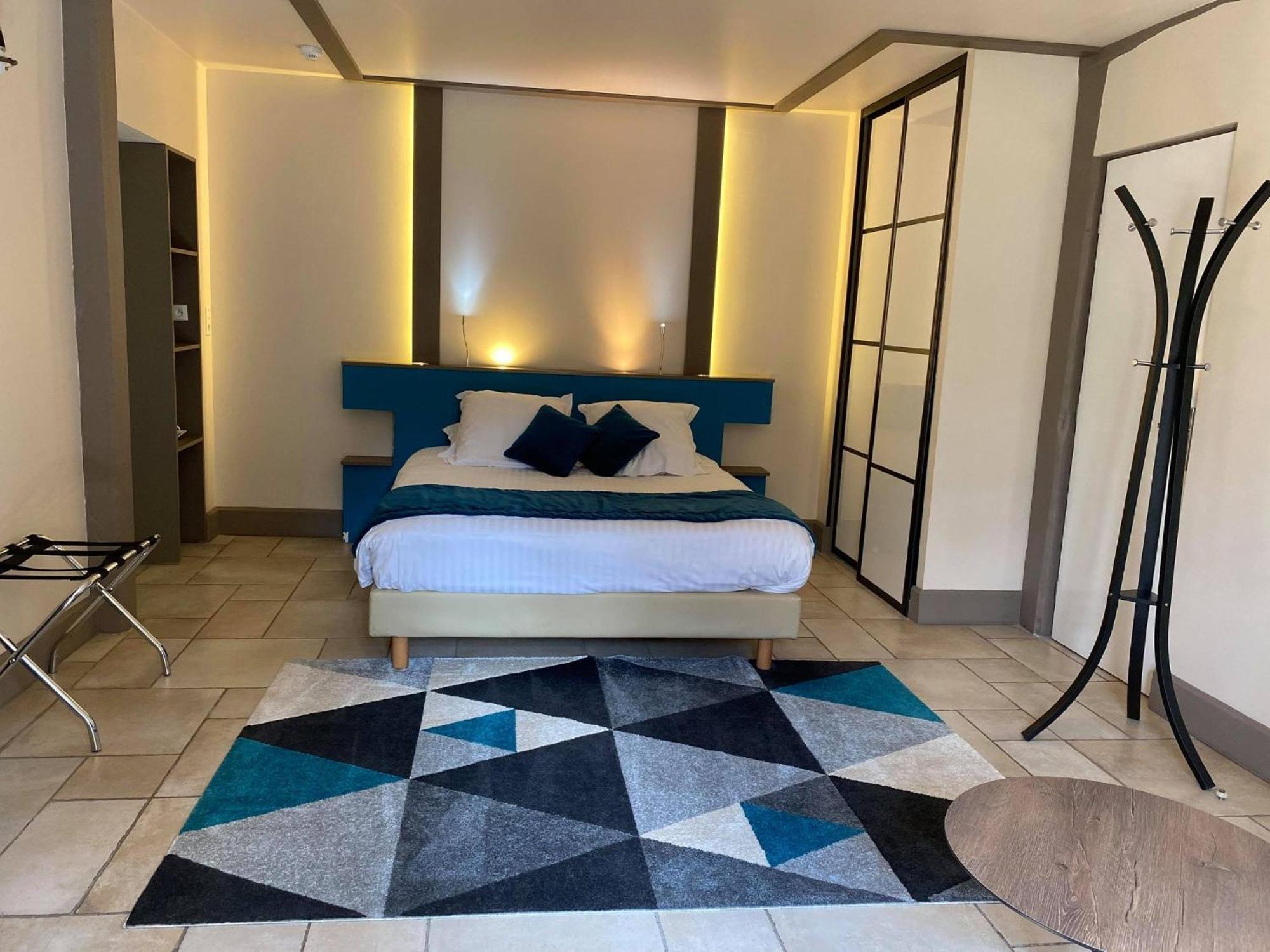 La Vinaigrerie Logis Hotel 3*
